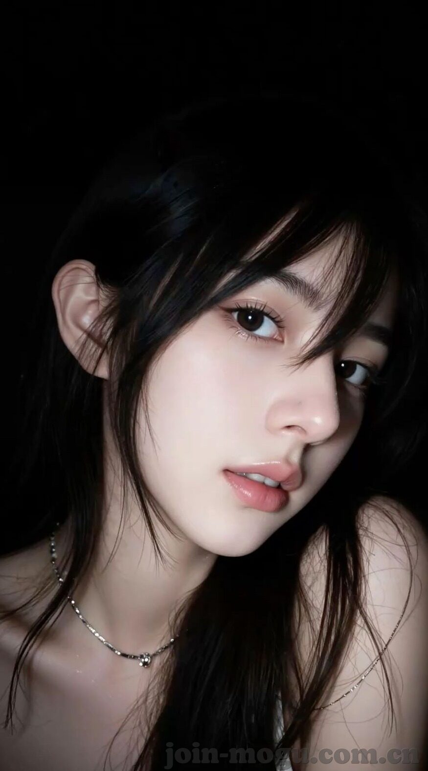 人妻同级生-跨越界限，人妻同级生的微妙平衡